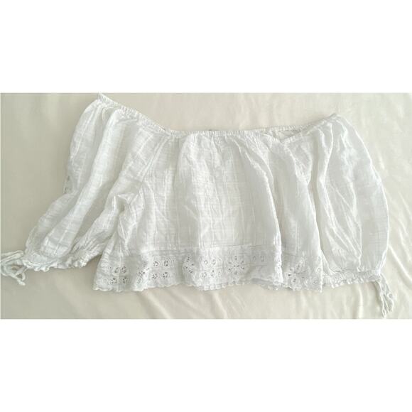 Women American Eagle Off The Shoulder Eyelet Top Size XL - Picture 2 of 7